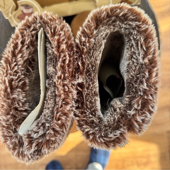 Wayland Square Women's Memory Foam Slipper Boots Size S 7/8 Brown W/Scarf Gift - Picture 5 of 14